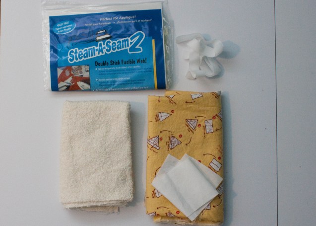 applique boy bib tutorial and free pattern