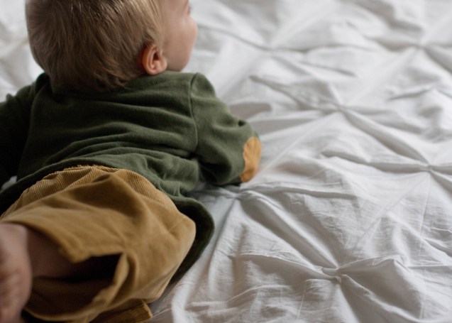 mustard sailboat cords // skirt ast op